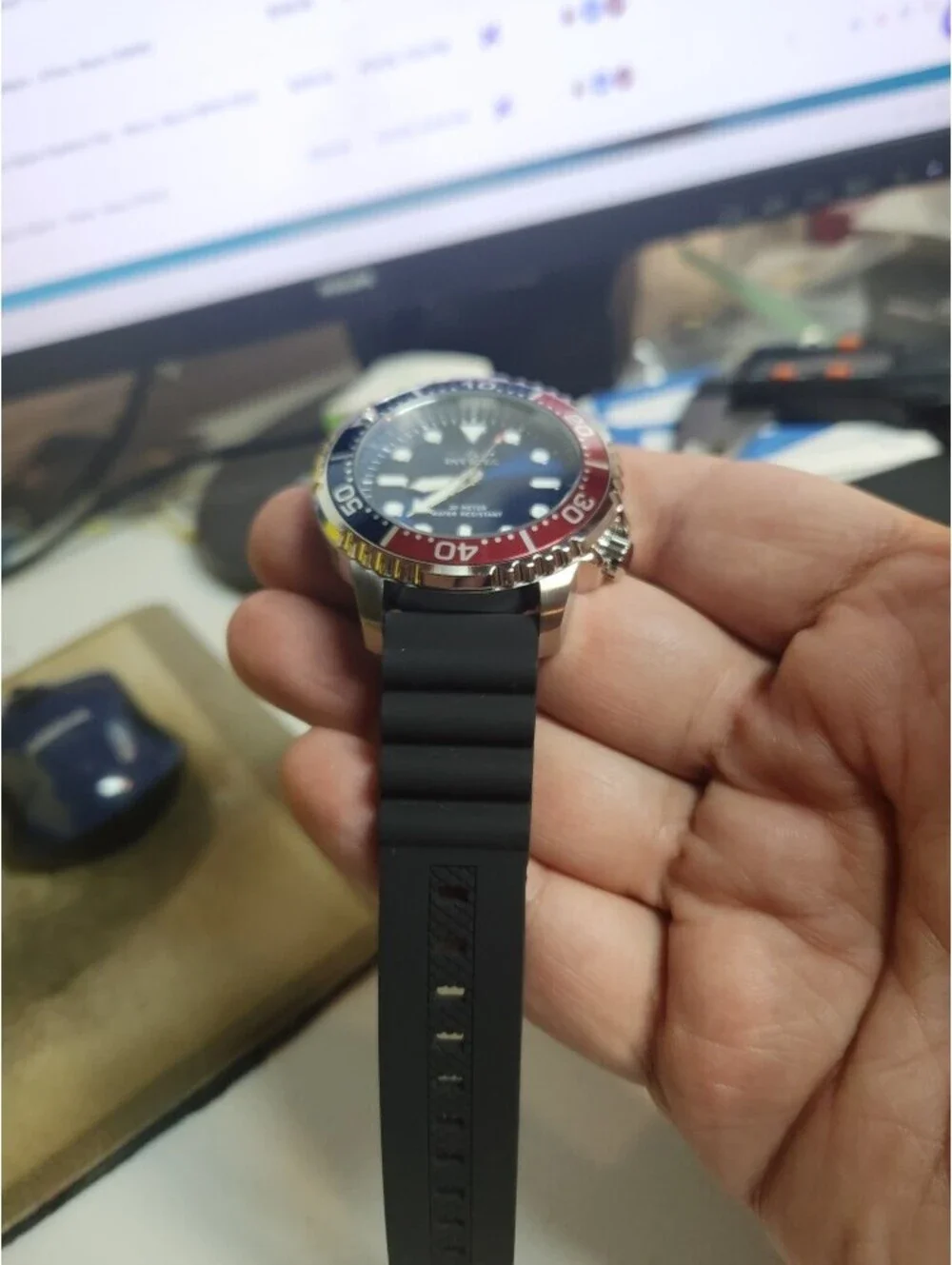 Invicta this men